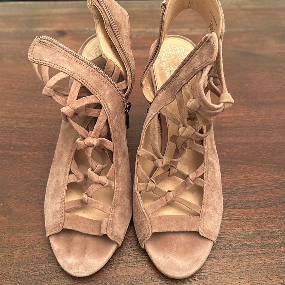 Vince camuto sandals 
size 6.5M 37. 
suede Tan
Very good used condition